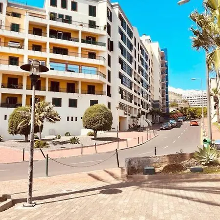 Seaview Walking To The Apartament *