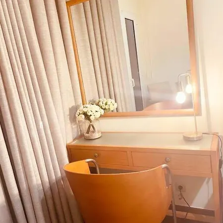 Seaview Walking To The *