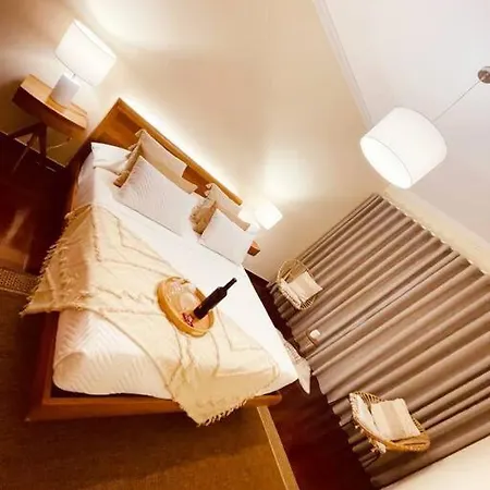 Seaview Walking To The