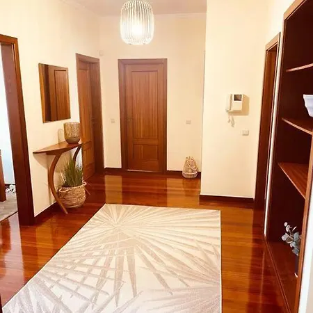 Seaview Walking To The